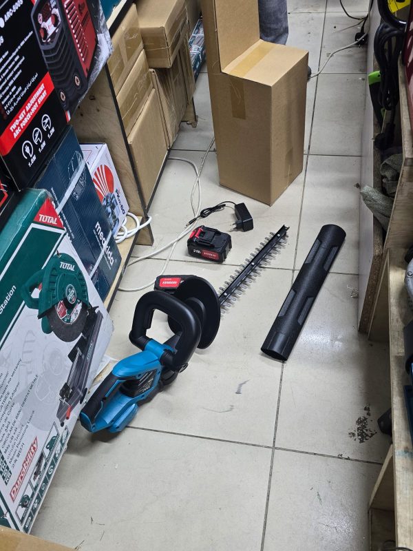 Heavy Duty Cordless Lithium-ion hedge trimmer with Accesories Fence Trimmer Cutter With 2 Batteries - Image 2